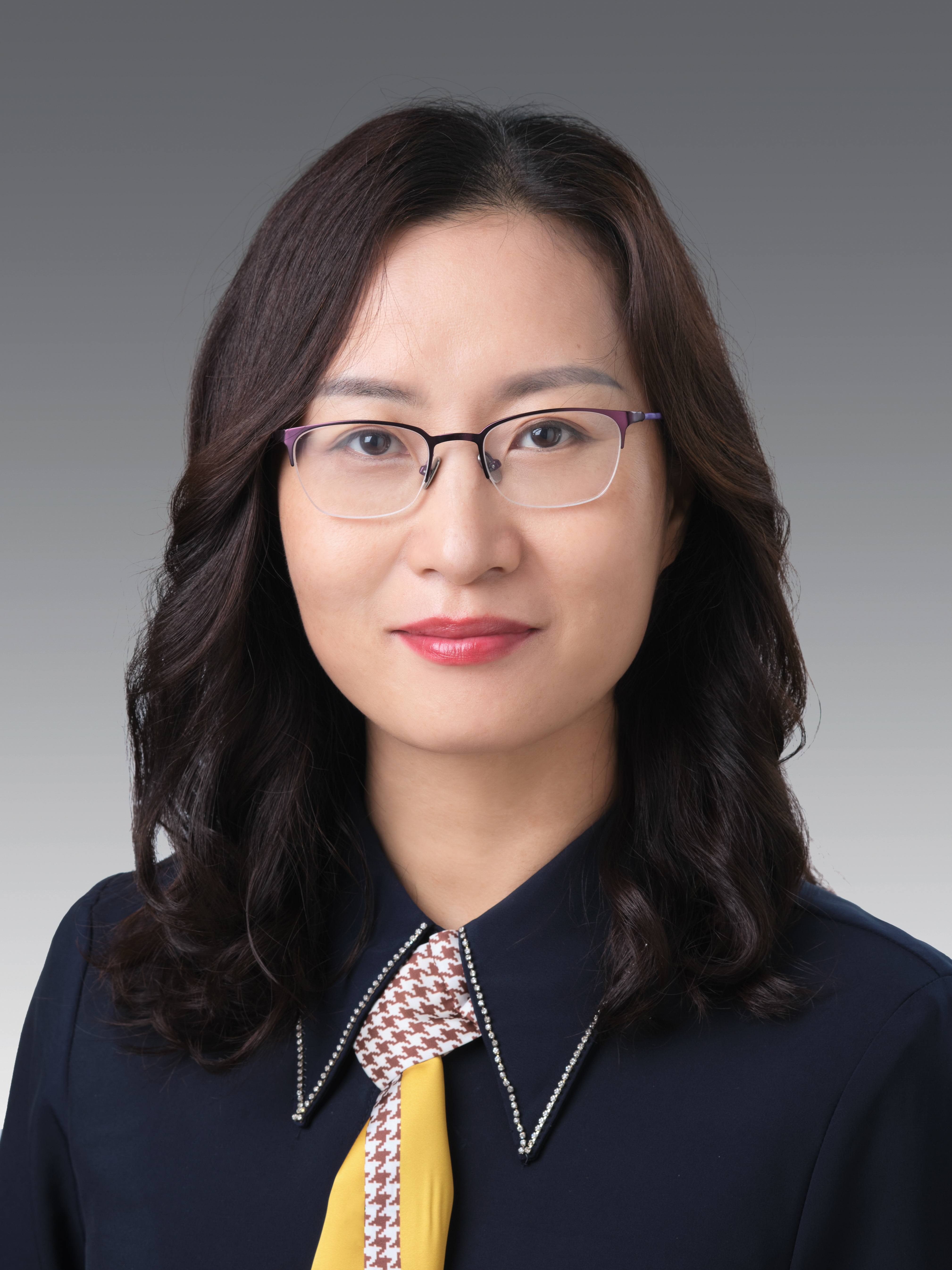  亓兴勤（数学与统计学院）