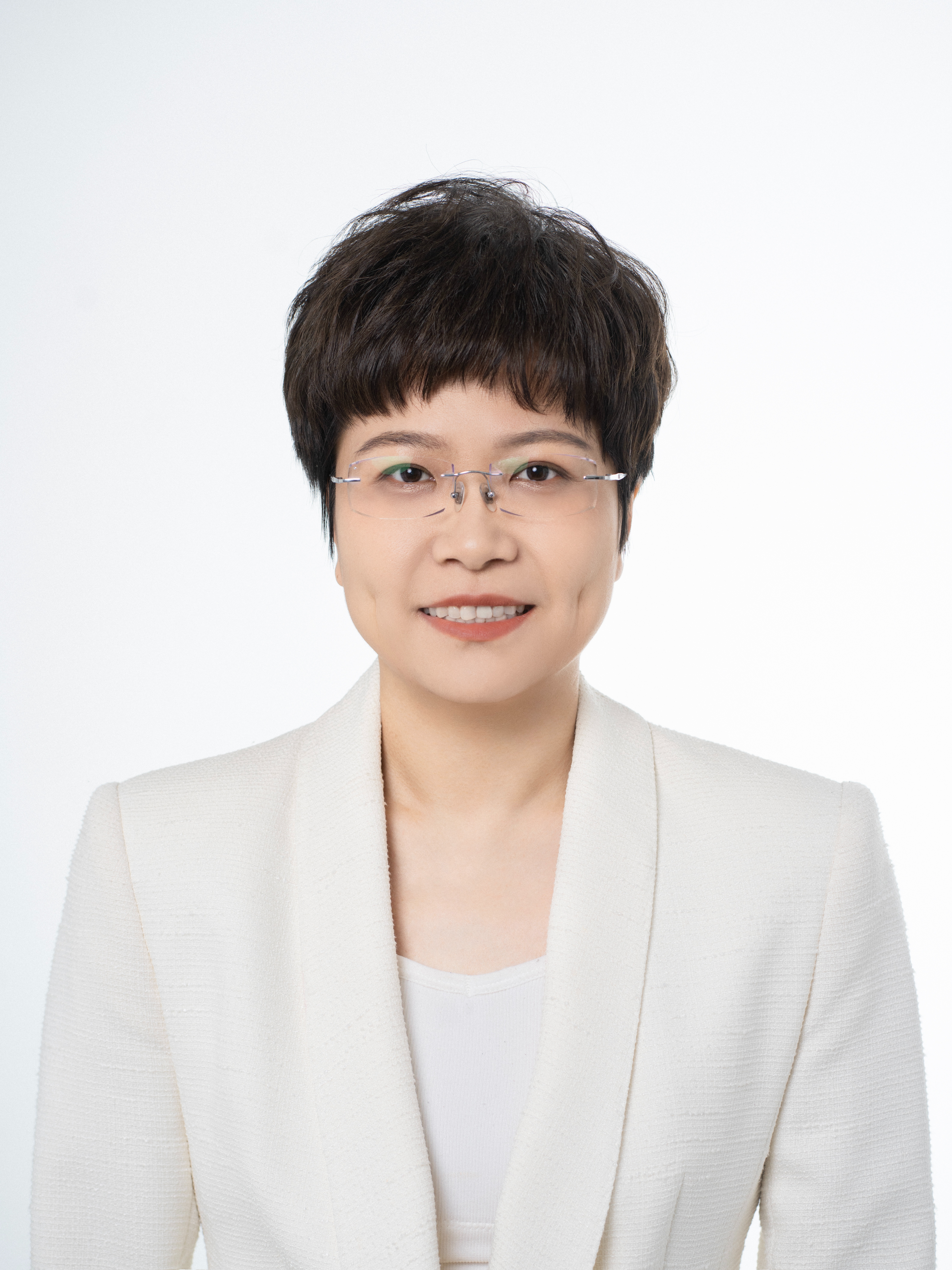  鞠晗（马克思主义学院）