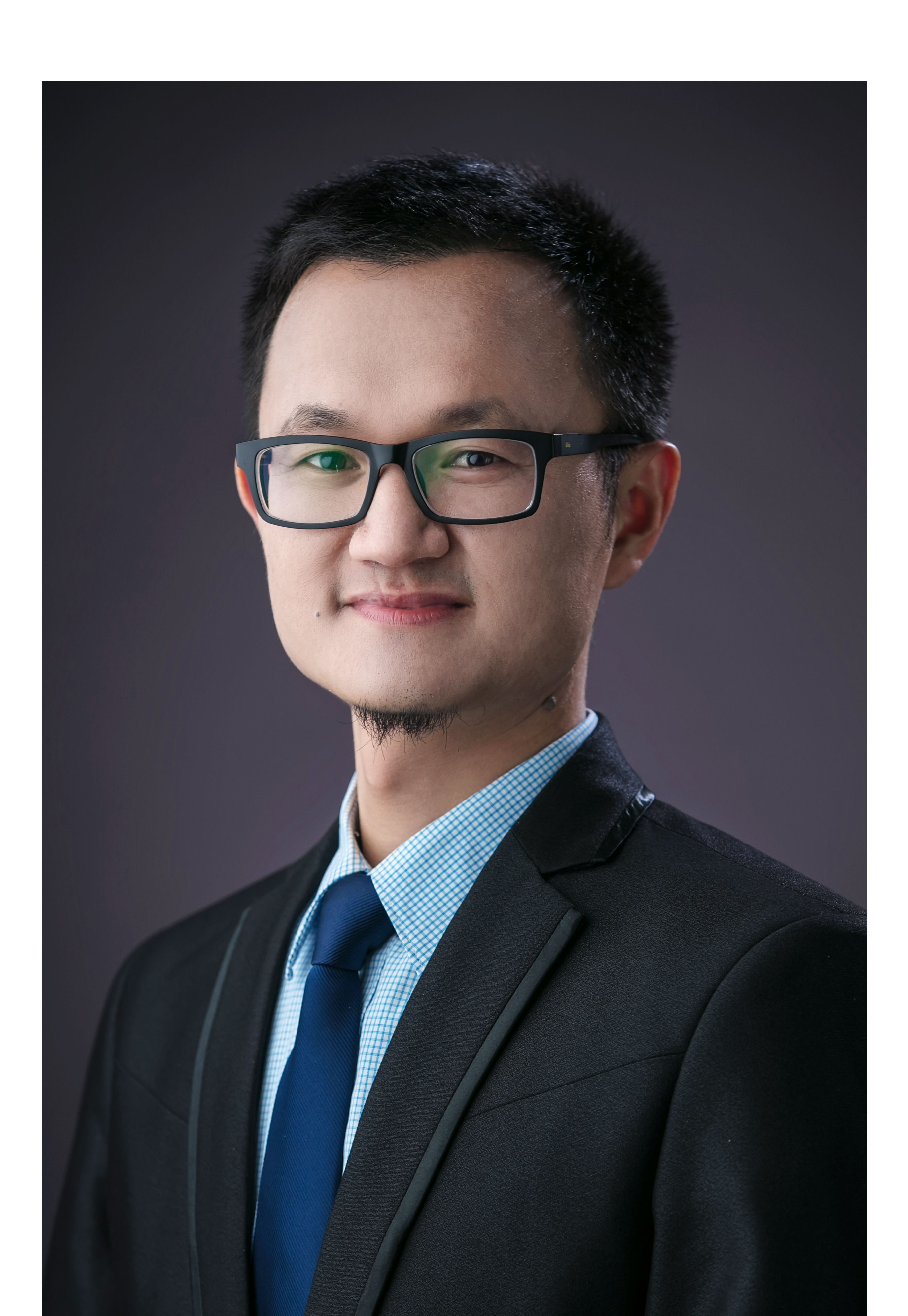  杨再兴（物理学院）